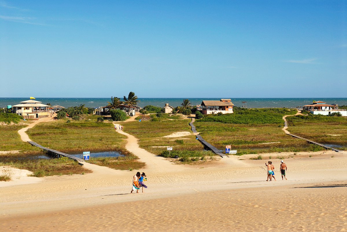 A dica hoje é partir pra Itaúnas, pegar uma praia, apreciar as dunas, assistir o pôr-do-sol mais bonito e terminar no forró da padaria. Quem nunca? Aliás, se você “nunca”, está perdendo uma oportunidade incrível de #capixabear