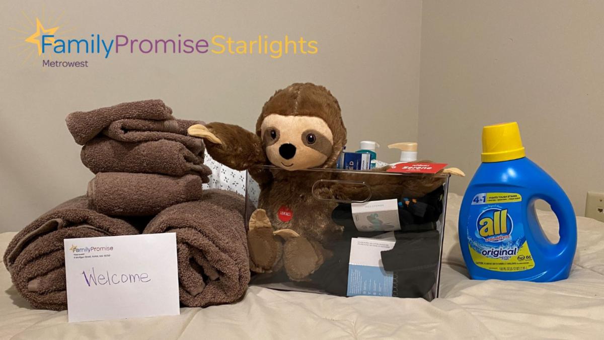 FPMetrowest's tweet image. We've got a lot of shelter updates to share, including welcoming two new families. Check out this week's Starlights for the story! conta.cc/3jMcu15

@mathworks @buildkitsforkids @masshireMSW
#familyshelter #familyhomelessness #homelessnessprevention