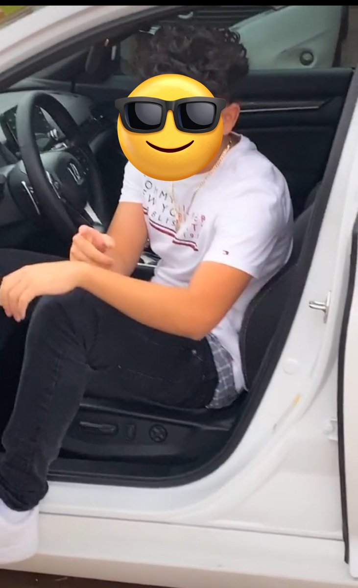 hetero single on Twitter: "🖖"