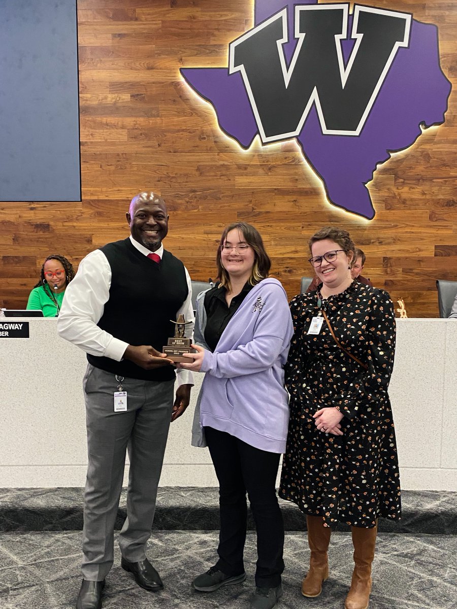 WillisSchools's tweet photo. Willis ISD's Rodeo Art winners received recognition from Ken Labonski, Director of Fine Arts, and Jason Glenn, Executive Director of Athletics and Fine Arts, at February's regularly scheduled board meeting. 

View the winning art pieces ➡️ https://t.co/JqfMeYmh91 https://t.co/I3j3sHtlz2