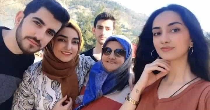 0Burakaksu's tweet photo. Sesinizi duyuramadık.
Çığlığınızı duymadılar.
Hakkınızı helal edin rabbim ruhunuzu şad mekanınızı cennet etsin https://t.co/i0DzhmktHj