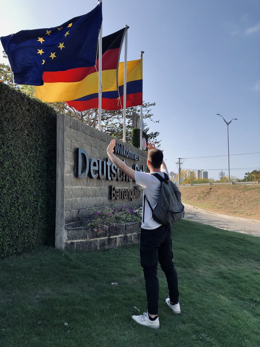 tim22schaefer's tweet photo. Heute war mein letzter Schultag als Praktikant am @ColegioAlemanBq Ich bin dankbar für den großen Erfahrungsschatz, den ich hier ansammeln konnte. Mein Highlight: Jeden Tag von verschiedenen Menschen verschiedene Meinungen über Schule mitzubekommen. #studierenweltweit #erlebees https://t.co/XTpsC3g3Ao