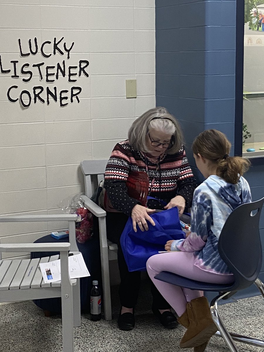 MrsMarshallB22's tweet photo. We LOVE our Lucky Listener, Mrs. DeMarco!💕@ewpride @pegdemarco https://t.co/ekqYKHT9Xn