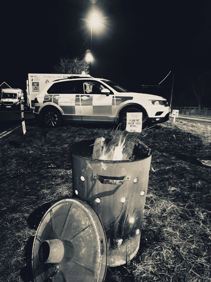Another Cold night on The picket line, There isn’t a member of staff who what to be here striking, We do this job because we Love Helping patients but feel lately That OUR NHS is Brocken & is stopping us all from doing the job we Love #AmbulanceStrike
#NHSStrike #FairPayforNHS