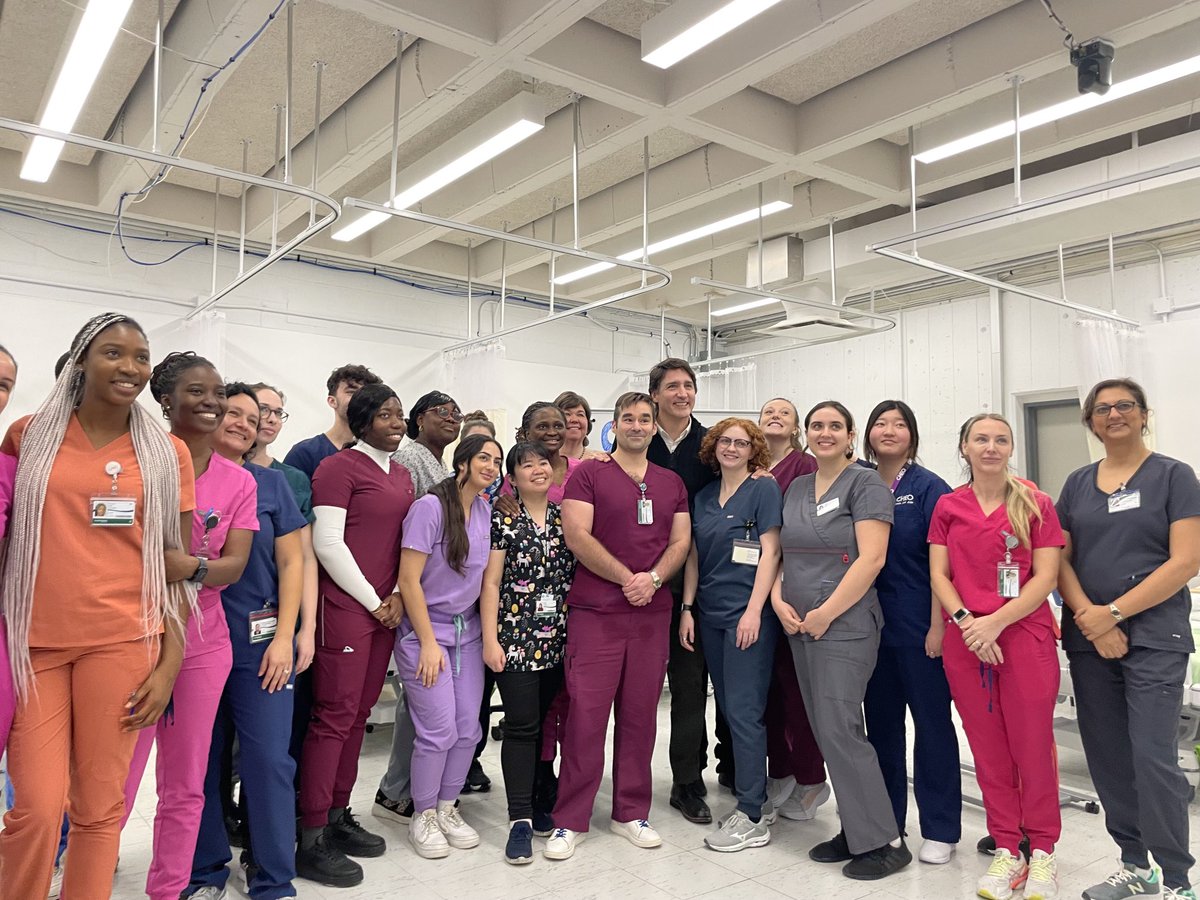 claude_brule's tweet photo. Really appreciated Prime Minister @JustinTrudeau visiting @AlgonquinColleg this morning to meet a Practical Nursing class &amp; their faculty, &amp; taking students’ questions about the healthcare sector, support for mental health, immigration, cost of living, affordable housing, etc. https://t.co/cY5pTYAE1F