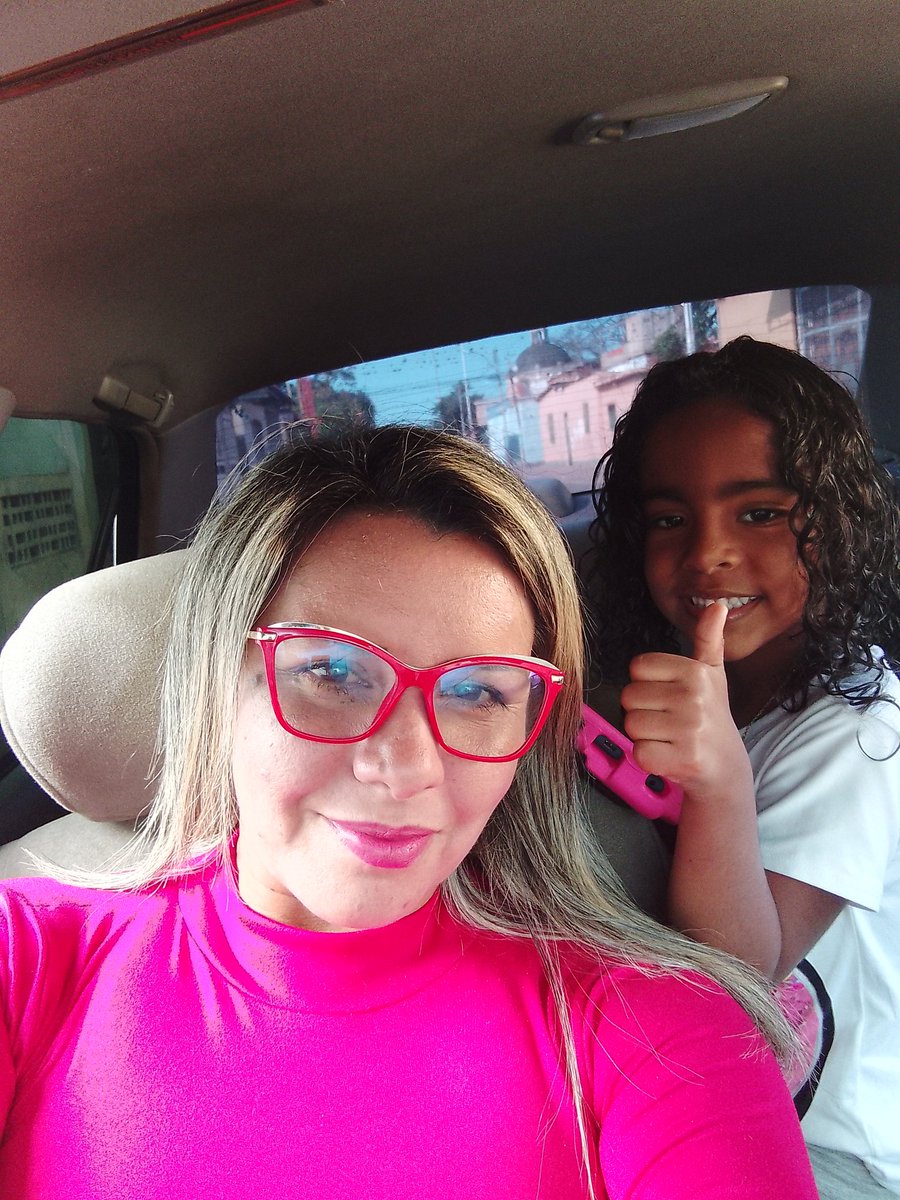 letimerrodrigue's tweet photo. La compañera de hoy Samanta https://t.co/cqBIdvLio0