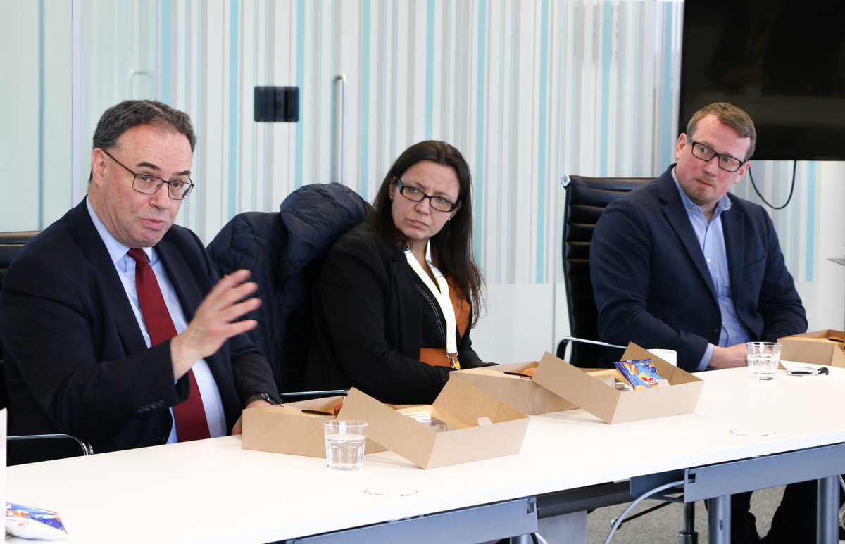 TheAMRC's tweet photo. Today, we welcomed the governor for @bankofengland, Andrew Bailey, to our Factory 2050 facility. 

We showed him our #innovation impact for businesses and discussed the wider #manufacturing context with our manufacturing community in #SouthYorkshire

@HVM_Catapult @sheffielduni https://t.co/e1DxCwUN7n