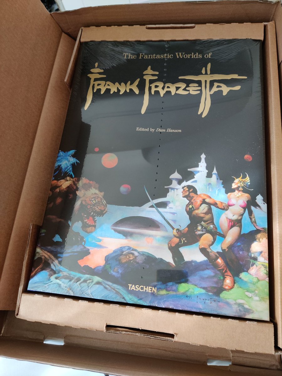 Finally received this one! The Book! The print quality is excellent! Almost 500 pages of amazing #Frazetta Art! Totally racomended!