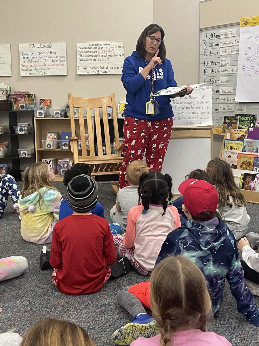 MrsHeschsclass's tweet photo. Thank you ⁦@TCEprincipal⁩ for coming to read to us today! We loved the story! #TCECardinals https://t.co/xpNSjH9nxl