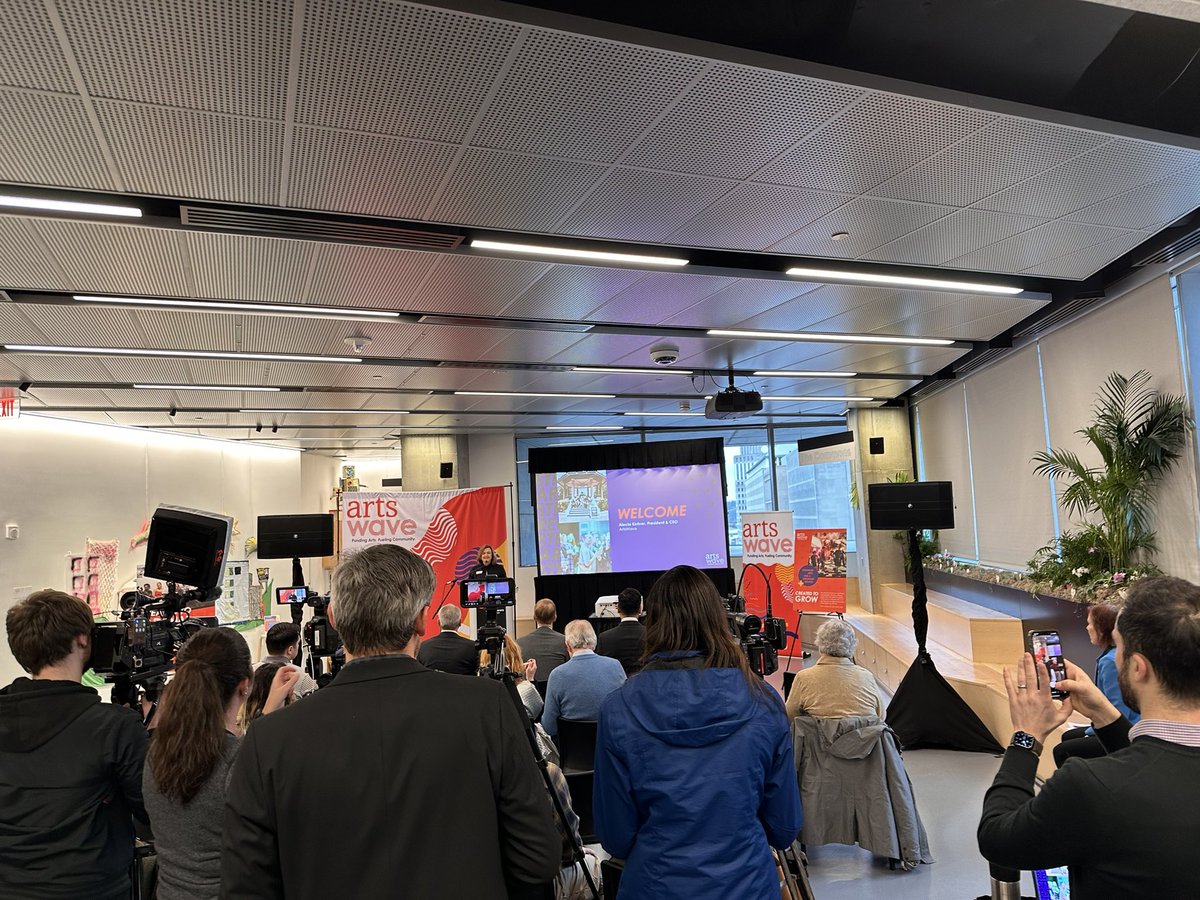 WFITheater's tweet photo. @ArtsWave campaign kickoff! Together let’s support the amazing arts community in Greater Cincinnati. We know you know that arts enliven neighborhoods! https://t.co/nfRRU1U4y9