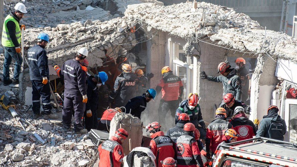 CEVolleyball's tweet photo. How to help Türkiye, Syria and victims of the earthquake.
⚠️➡️ https://t.co/sX9CXVvo5n

Photo credit: Getty Images https://t.co/2g9ky9ssTh