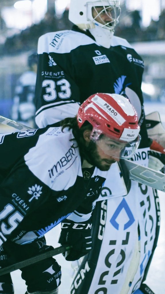 ThibaultLoub's tweet photo. Très heureux d'avoir pu réaliser le Teaser officiel 📽️📽️📽️ de l'équipe des Spartiates de Marseille en Division 1 dans la plus grande #patinoire de France ! 🏒🙂

✅ Vidéo sur Instagram :
https://t.co/dvzKlLQ82B https://t.co/aIIsZRoKMO