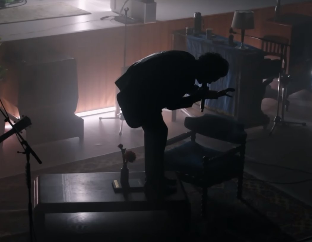 Robber -  The1975                        About You - The1975