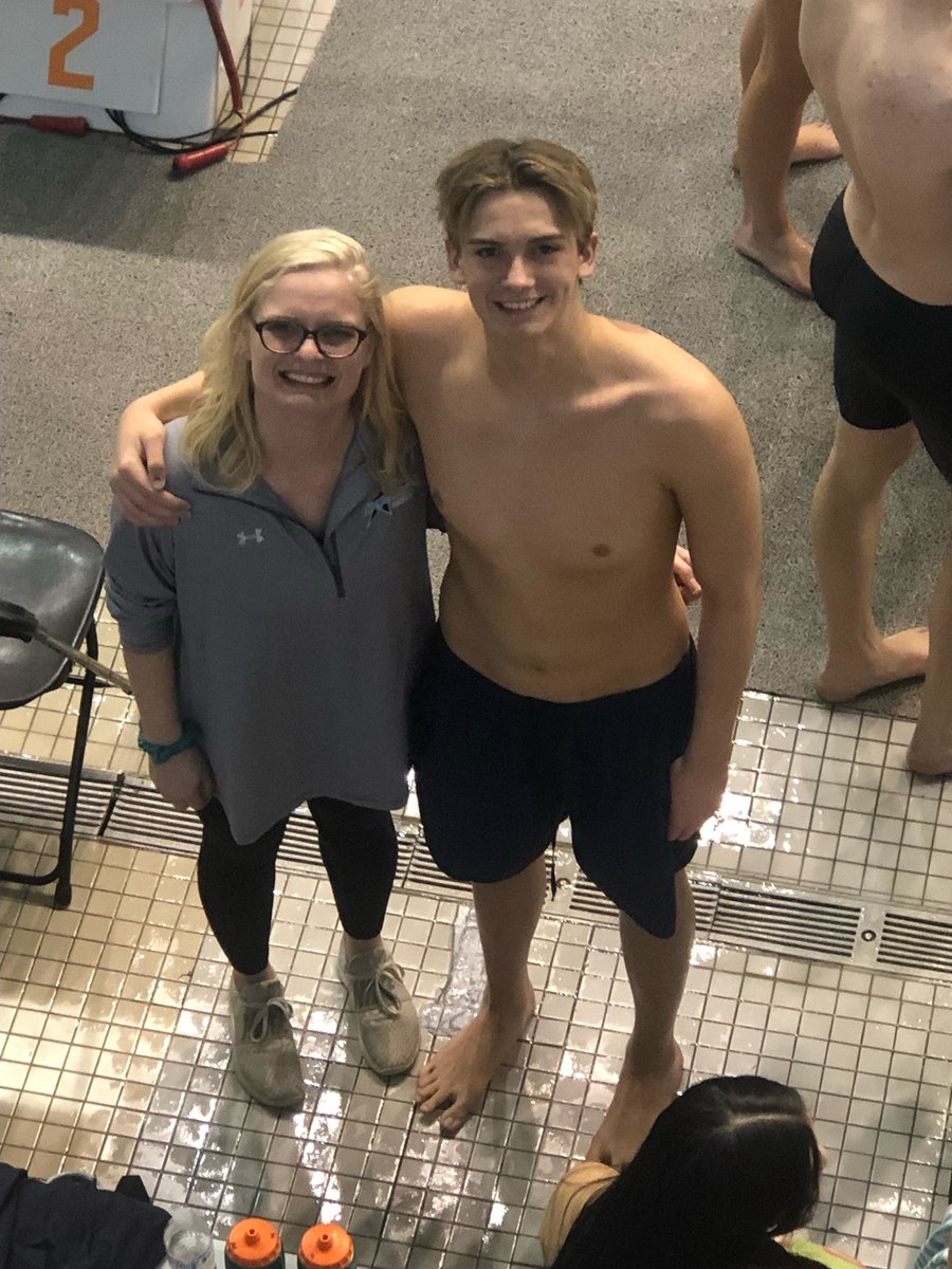 Day 1 of TISCA state championship ☝🏼

Hayden is swimming the 50 freestyle today! Wish him luck!