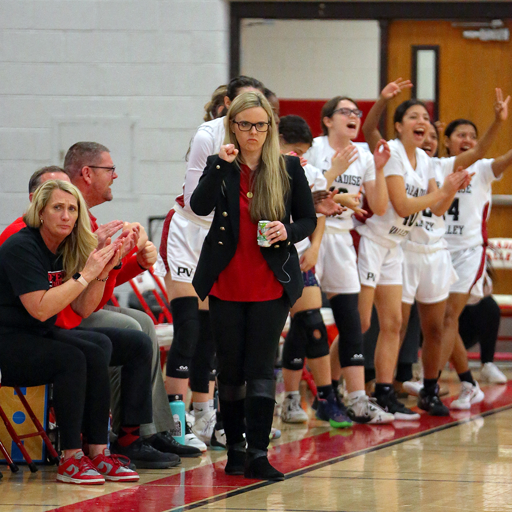 Paradise Valley knocks off Higley tonight and advances to the next round. #wedontshootfreethrows