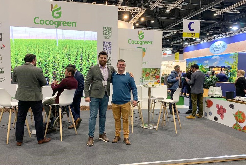 coco_peat's tweet image. Spectacular team work and positivity to round off the week at Fruit Logistica!

#FruitLogistica #Fruitlogistica23 #agtech #innovation #agriculturetechnology #farming #substrates #teamwork #logistica