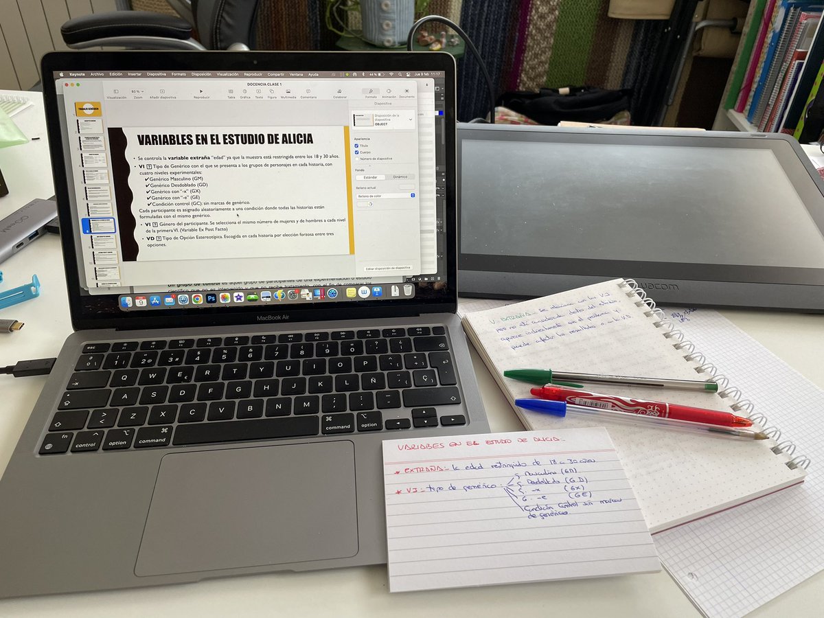 Que no se diga que no soy buena estudiante, toda la mañana haciendo esquemas y a tres colores. 😜
<a href="/psicometries/">Psicometríes - #PacienciaPaLaCiencia</a> #EcuaciónTriunfo