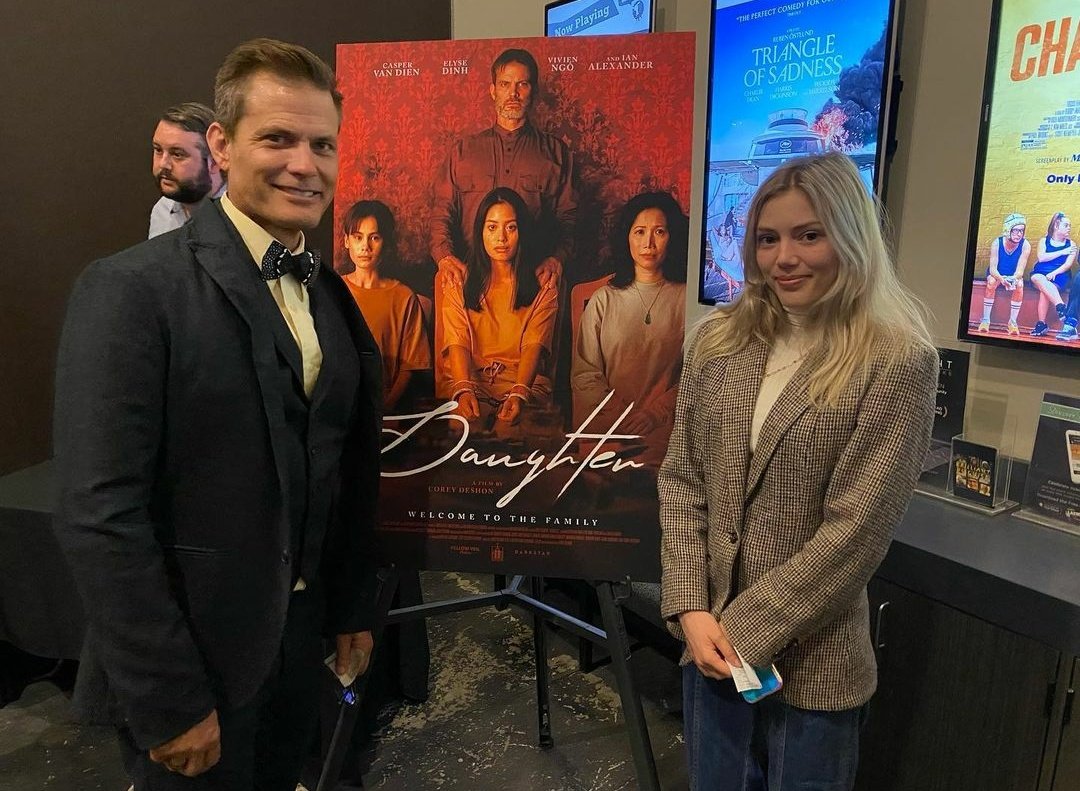GVDarchive's tweet photo. NEW - Grace Van Dien with her dad, Casper Van Dien, at the LA premiere of his new movie, Daughter https://t.co/QuvJtFh1yR