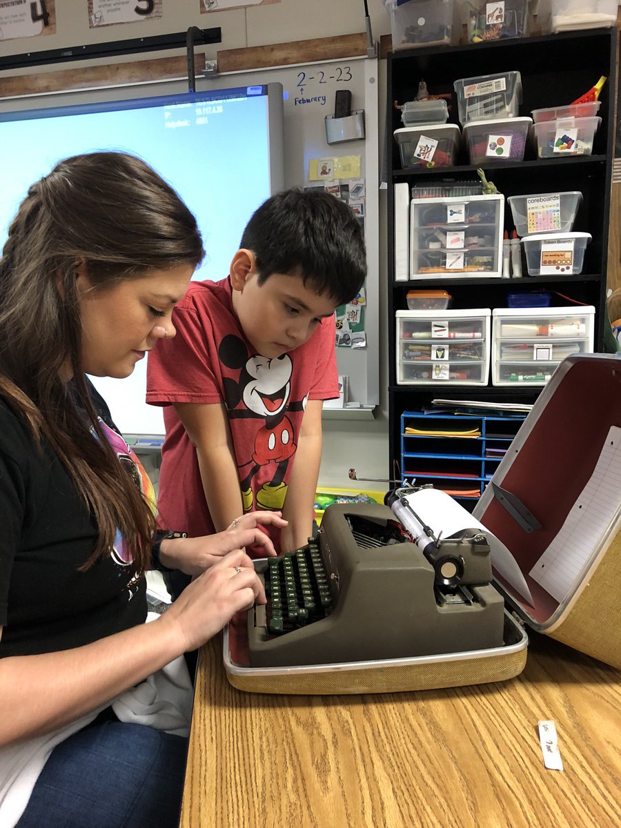 Garrett_TES's tweet photo. Ending our past and present unit with some past technology- the typewriter! The kids &amp; staff loved it. I love bringing meaningful opportunities to our classrooms. #LoveLaughterLearningInTISD 
@TomballISD, @TStudentSupport, @gibby1112, @nannewt, @BurchTawnya @TISDTES https://t.co/YQCEkg1YWV
