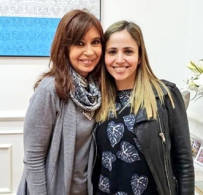 HelenaM42080705's tweet photo. #RominaAl9009 ALFA NO SE VA... #TodosConAlfa #VamosAlfa https://t.co/HFiyFDHwaO