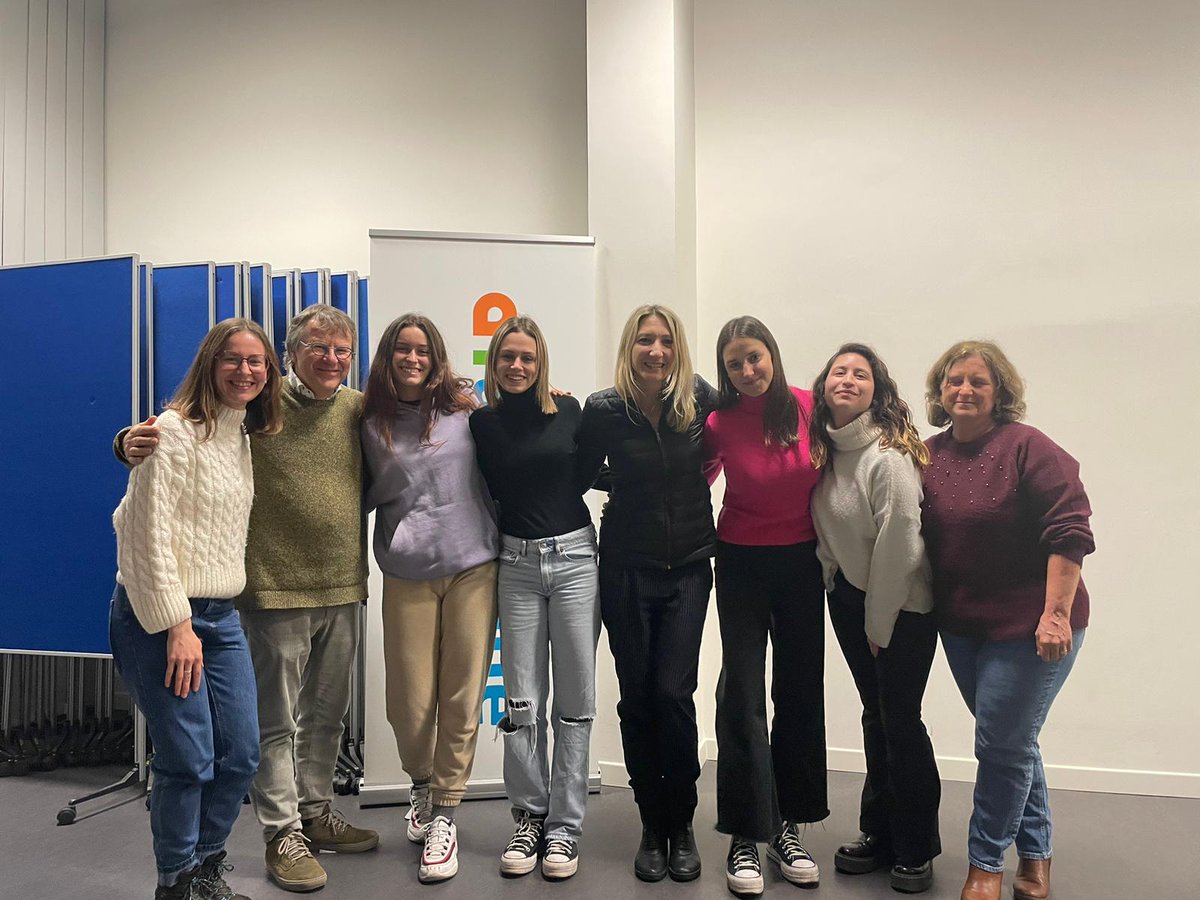 euit_terrassa's tweet photo. Estudiants del grau en #TeràpiaOcupacional de l'@euit_terrassa, amb la docent Dra. @kapanadze_maria, han participat al curs BIP Erasmus - Interdisciplinary Programme on Palliative and End-of-Life Care, a Gent, Bèlgica 🇧🇪.
#euit #euit_terrassa #IPPE23 #BIPErasmus https://t.co/5rPLMMBG6h