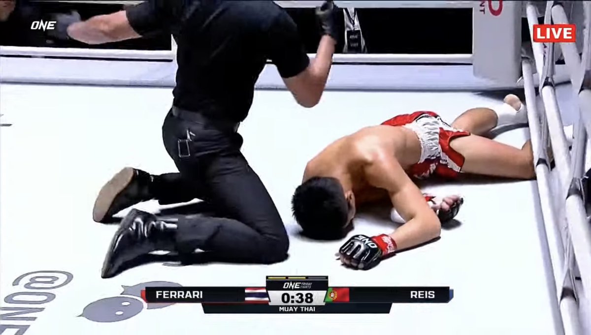 Muay Thai Chai on X: Wow! Fabio Reis does it again! Knocks out another Yod  Muay! Fabio Reis won by KO in the 2nd round against Ferrari Fairtex.  t.cozQWg011Efc  X