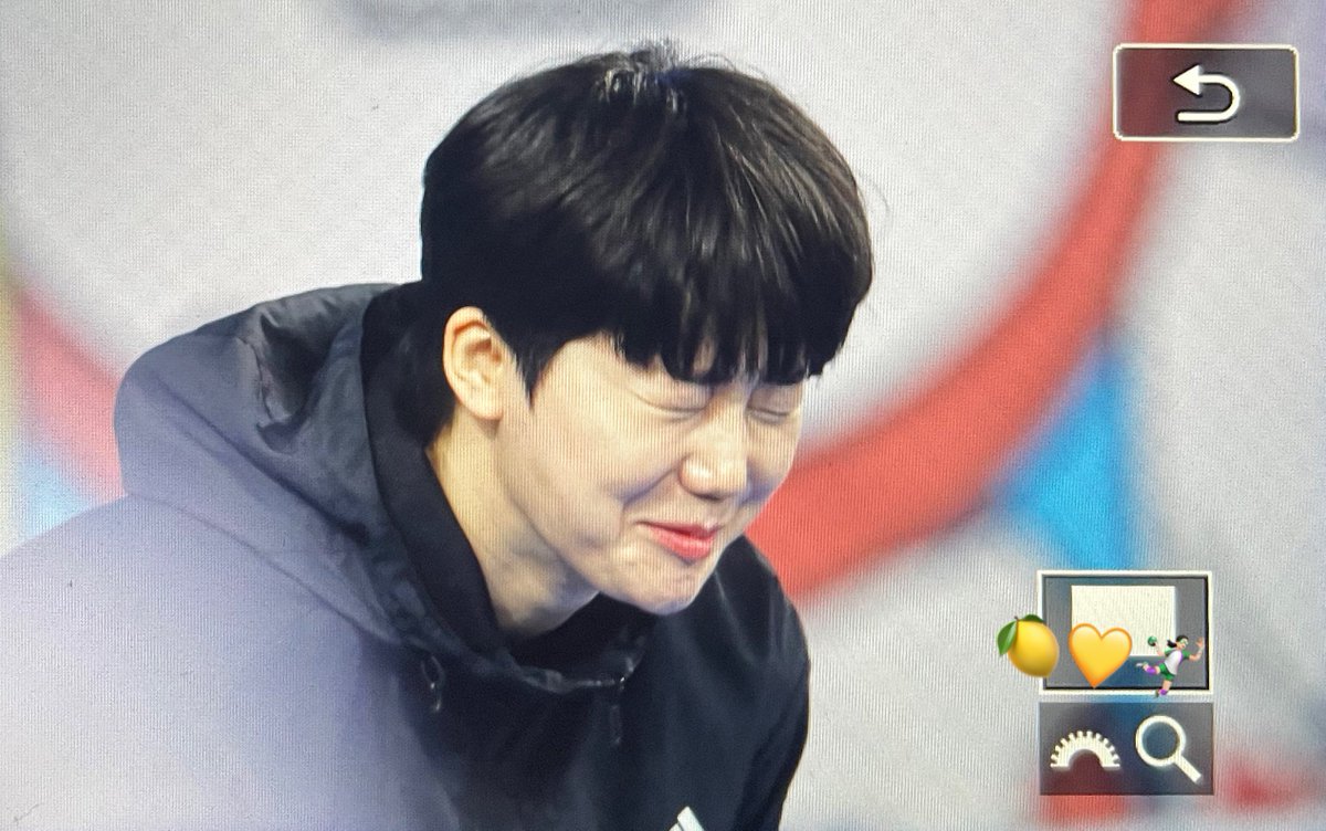 lemona906's tweet photo. ㄷ디용ㄷ대용 너무 귀여워😆 https://t.co/FVkmQK6l26