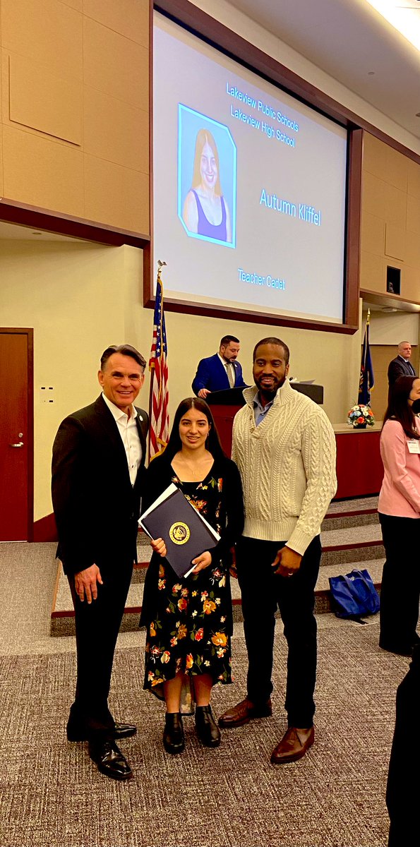 Congratulations to Autumn Kliffel and Cameron Boughner on their accomplishments in CTE! Two Huskies with bright futures on display at the MISD CTE Awards Breakfast! #HuskyPride