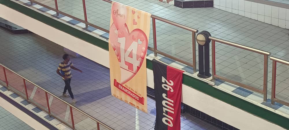 Faltan unos días, pero en nuestra sucursal se vive el Amor y la Amistad cada segundo. 
No se pierda ESTE SÁBADO nuestra Feria Comercial. 
Hay muchas, pero que muchas sorpresas!!! 🎁
Quizás lo que busca para regalarle a su enamorad@ lo tenemos aquí💝🥰@MayabequeCimex <a href="/MincinCuba/">Comercio Cuba</a>