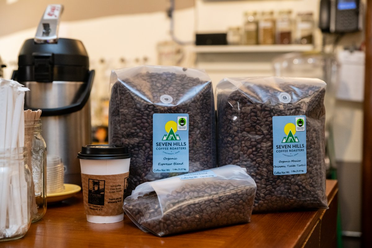 Roebling Point Books & Coffee tweet media