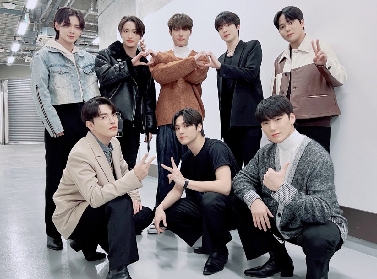 FabiennePhoenix's tweet photo. Today I'm gonna see Ateez again 😍 #ATEEZinAmsterdam https://t.co/cjQLhmWwCI