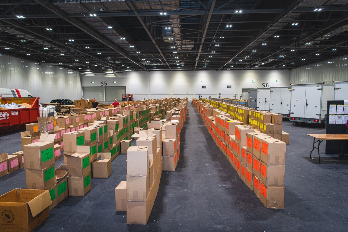 DecanterAwards's tweet photo. ‼️ REMINDER: The DWWA 2023 consolidated shipping delivery deadline is exactly two weeks away on Friday 24 February
⁠
Our recommended shipping method, and a cost effective way to ship your samples, don't delay... Learn more and enter today https://t.co/mk3JeVJOpn #DWWA2023 https://t.co/qf6aoi2JET