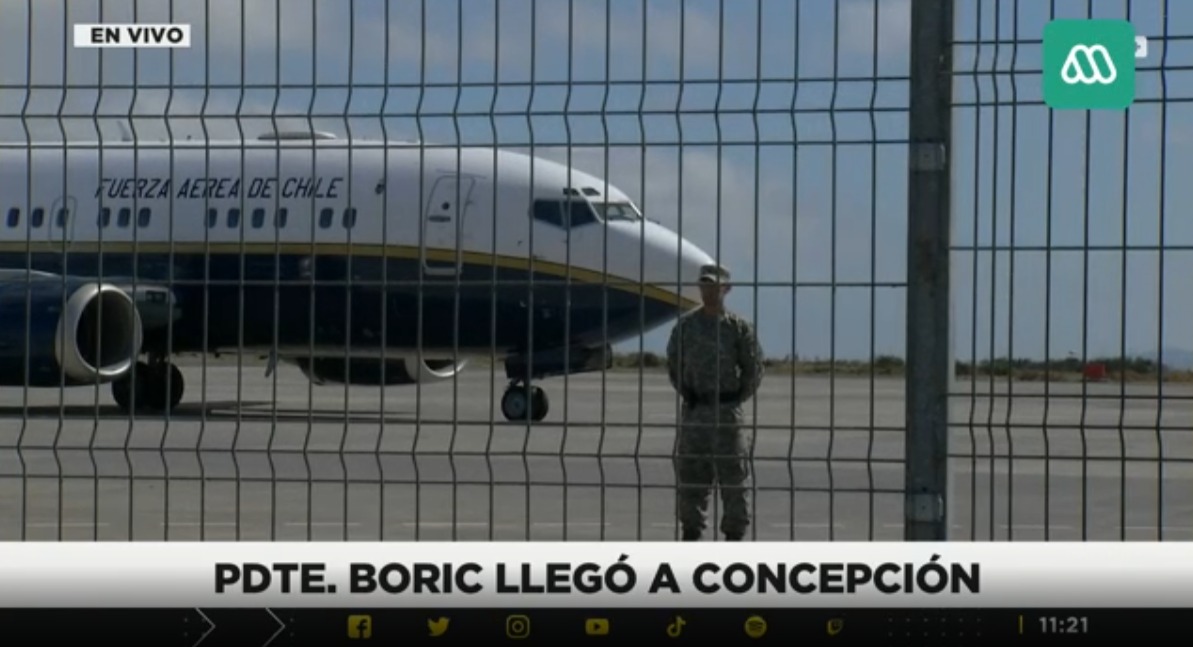 meganoticiascl's tweet photo. 📺 #MeganoticiasPrime | Avión presidencial llegó a Concepción #MegaReportaje
📡 Señal en vivo » https://t.co/6Gu7yzGMH7 https://t.co/P8DjqNkbzs