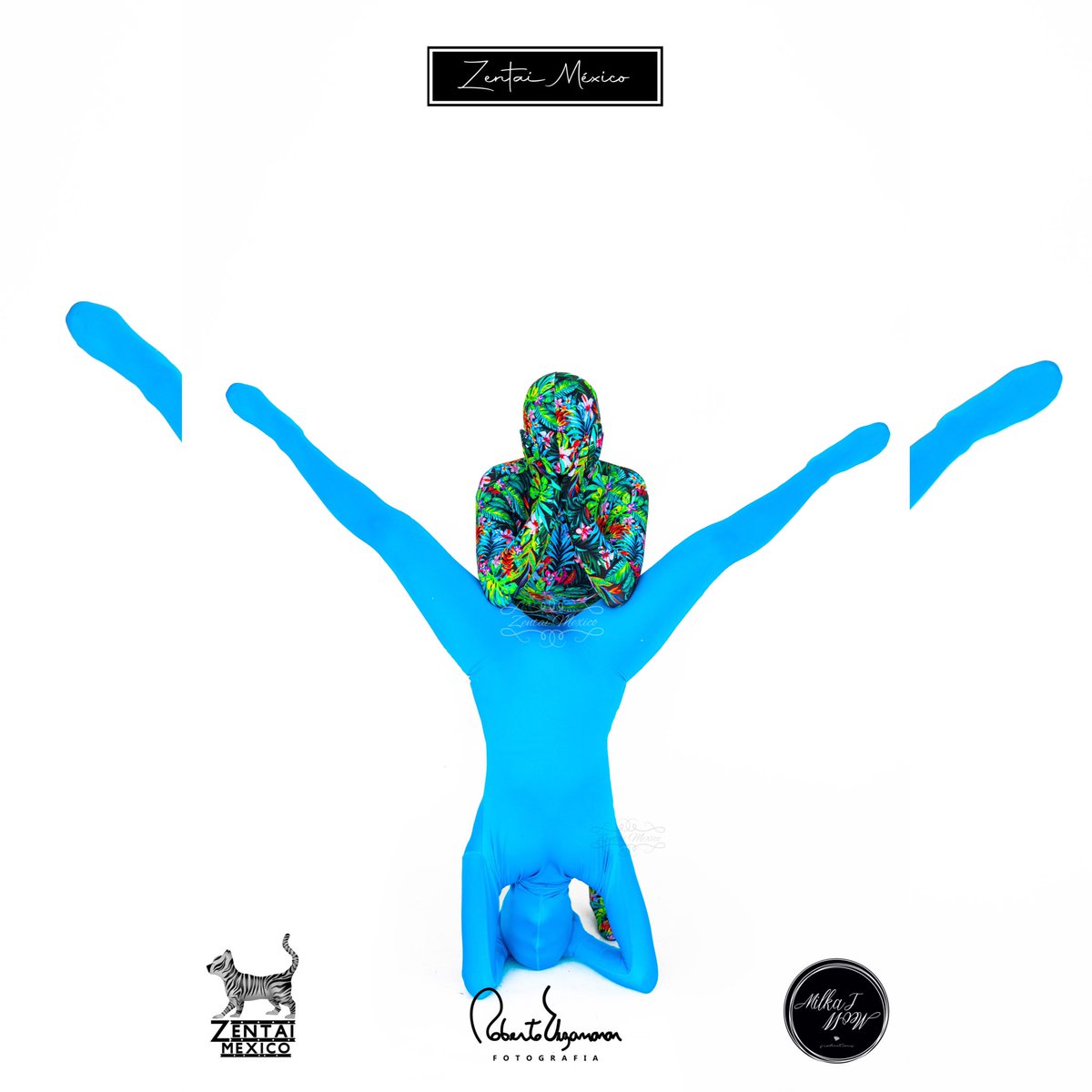 ZENTAIMEXICO's tweet image. Nosotros no hacemos poses complicadas 
Las poses : 

🤭🤭🤭✨ 

Modelo: 
lu__pellon 
lovely_zentai 

Fotografía: bob.e.t 

#newiconmodels #zentaimexico #zentai #zentaisuit #zentaigirl #zentaicosplay  #fotografia #photography #models #modeloscdmx #cdmx #ciudaddemexico