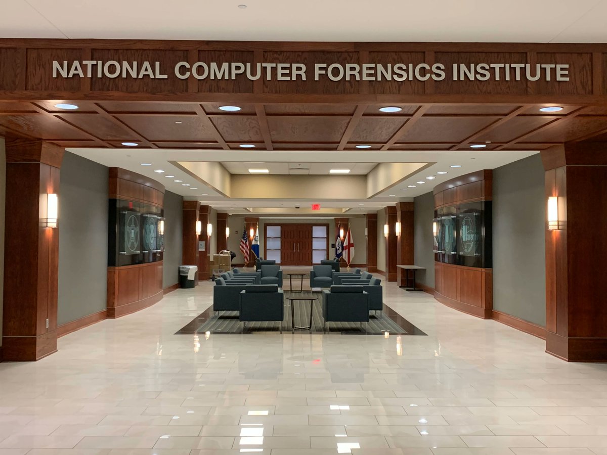 ampedsoftware's tweet photo. Meet Melissa! One of our talented trainers teaching #AmpedFIVE at NCFI in Alabama.
At Amped, we are dedicated to helping our users improve their investigations with the latest technology in #videoforensics. Learn more about our training sessions.
https://t.co/A8xVmW8njg https://t.co/mppj989pKh