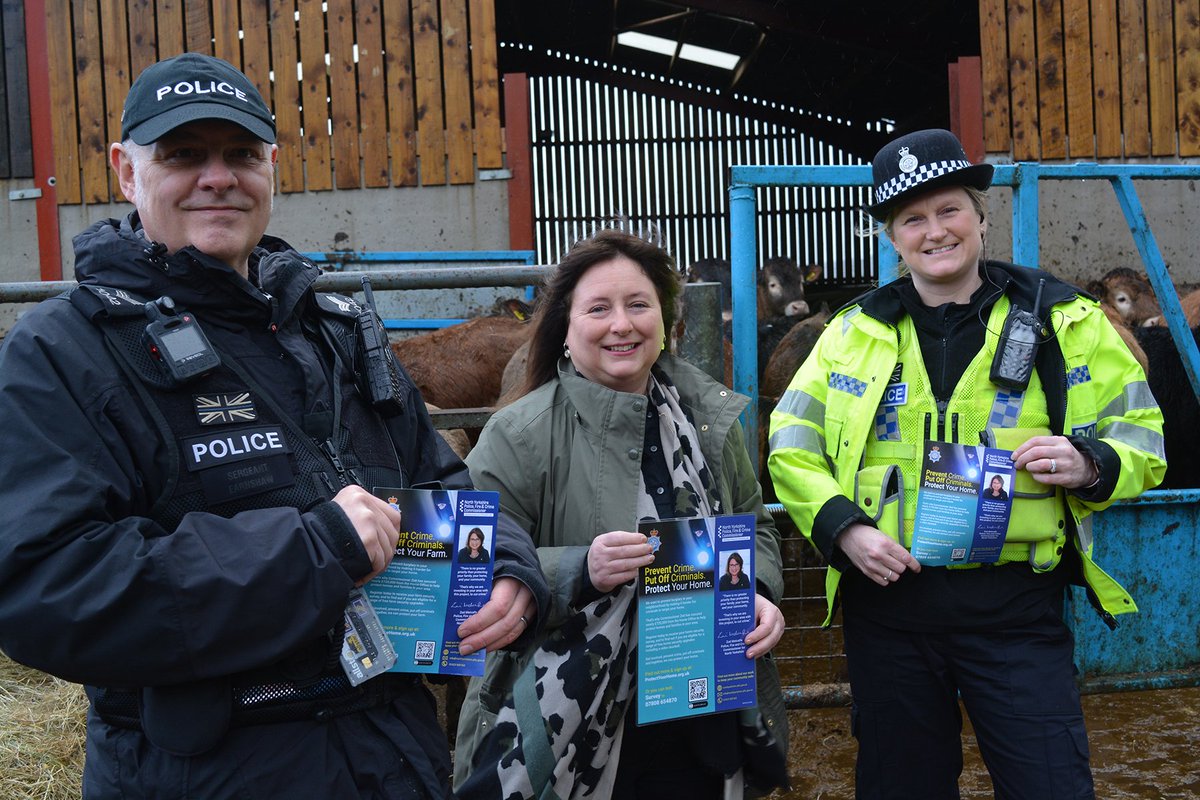 Commissioner Zoë, and community leaders encourage people to sign up to burglary reduction scheme as video door bells capture burglar. northyorkshire-pfcc.gov.uk/news/protectyo…