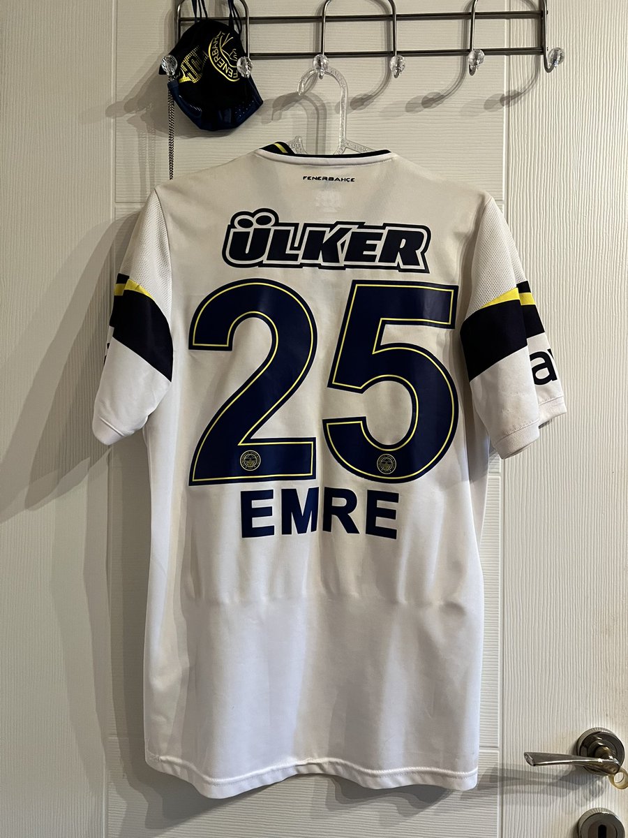 caltillii's tweet photo. 2013-2014 Şampiyonluk Sezonu, EMRE BELÖZOĞLU’nun Orjinal Maç Forması Pazar Günü 20:00’a Kadar AÇIK ARTTIRMADADIR !
Açık arttırmanın parası AHBAP @ahbap ���a gönderilecektir. Dekont paylaşılacaktır. https://t.co/hp0MUNpkD3