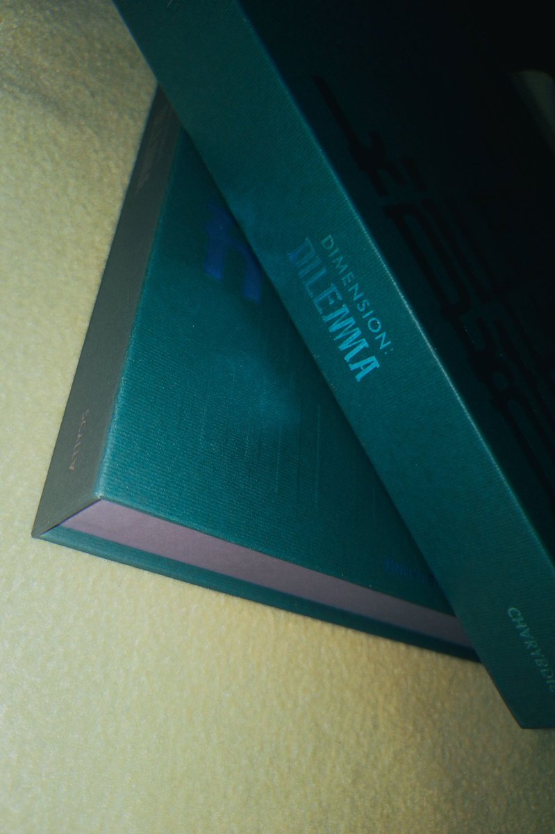 azzi_3's tweet photo. @sidiseokjin #sidifeedbacks 
 so sorry for late feedback, dumating siyang safe and I'm so happy finally may album na ako, and na appreciate ko rin yung "birthday card" na nirequest ko thank uuu sm!! https://t.co/nBnpdVttMj