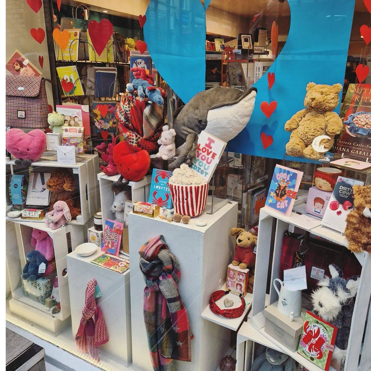 It's 4 days until Valentines! 
 Pop on by and spread the love!

#love #valentines #glasgow #cuddly #jellycat #hearts #shoplocal #shoplocalglasgow #palentines #galentines #lobster #whale #indieglasgow #iloveyou