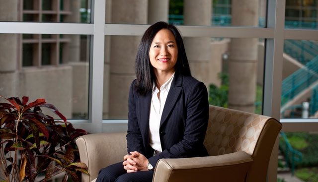 MoffittNews's tweet photo. Congratulations to Moffitt's Dr. Christine Chung for being awarded the #LEAD2022 Woman Oncologist of the Year presented by @WeAreWLO! ➡️ https://t.co/ncH5ApKPyG https://t.co/o86edXs3Wp