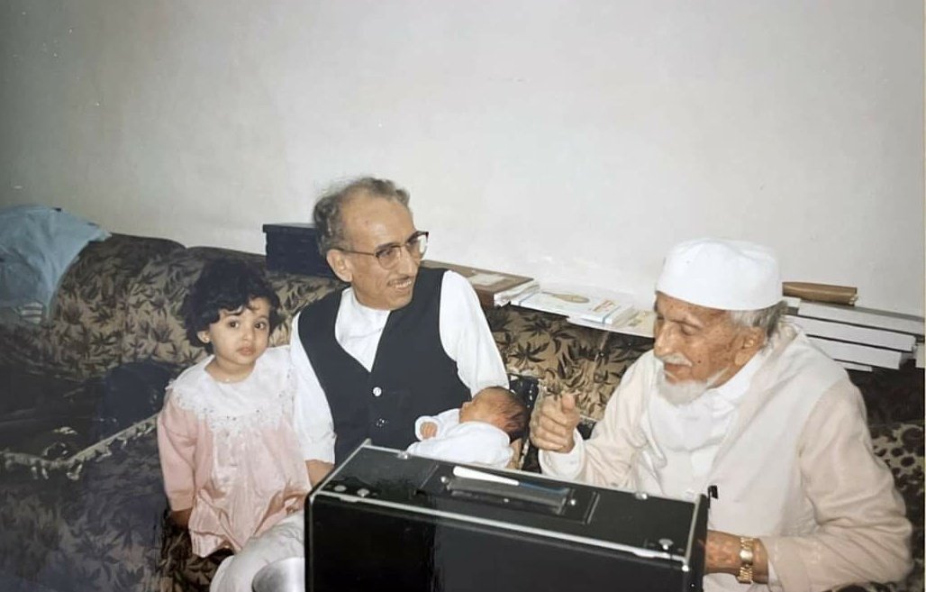 ايمن مطهر الإرياني. tweet media
