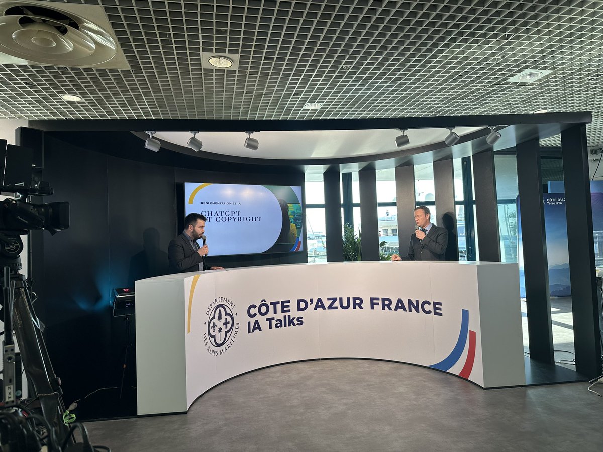 Maison_IA's tweet image. [#WAICF06 #IATALKS 🎙️] by « Côte d’Azur France » Terre d’IA ! 

©️CHATGPT ET COPYRIGHT avec⬇️
✔️OLIVIER LASMOLES @ESDHEM_FA @SKEMA_BS

🔴 Live sur notre chaîne YouTube
 : youtu.be/_eDvvU_D4u4