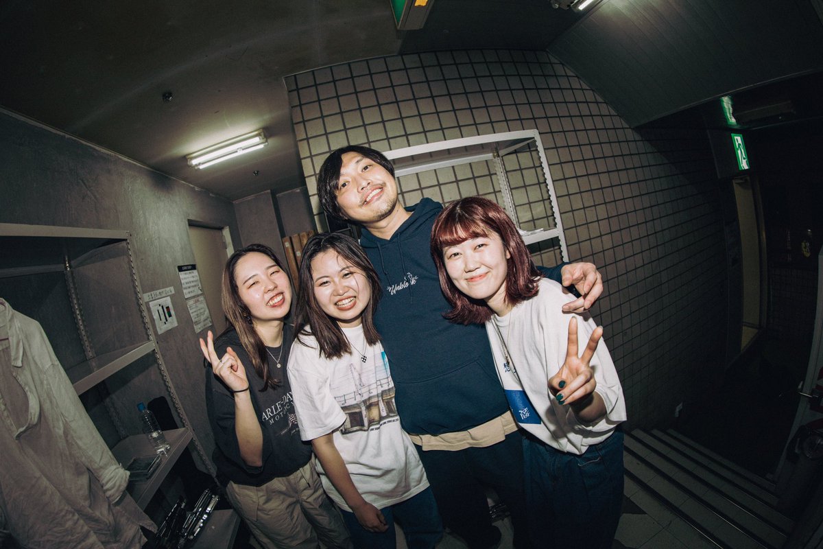 💐THANK YOU！💐

YAMAMUROCK FES.2023
主催の山室さんと📸
ありがとうございました！