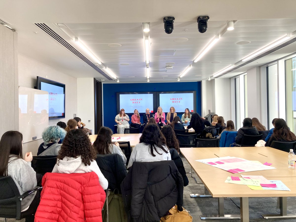 The Empowerment Stage 🙌 | 2023 Flagship ‘The Launch of ‘The Inspiration Sessions’ by @Girls_In_Data’ 

You will be the first to learn about the pioneering work they have already undertaken to fix the broken pipeline of young women entering careers in data and tech 📖