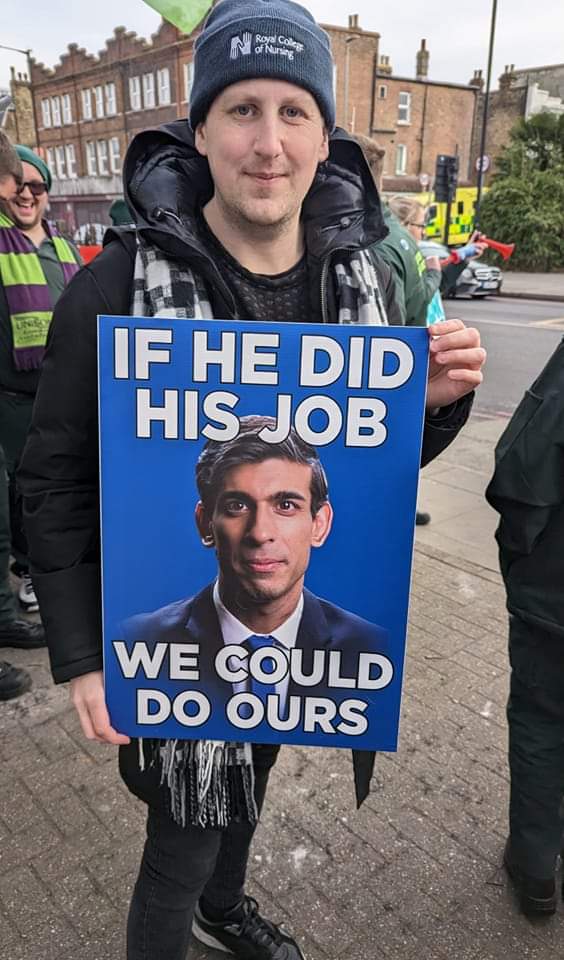 If Rishi Sunak did his job properly then NHS workers would be able to do theirs ✊

#AmbulanceStrike
