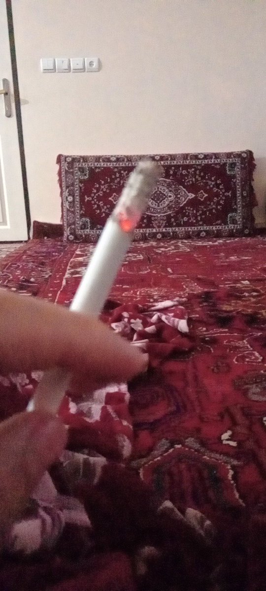 تنهالیقلاریمدا تکجه همدمیم، حالیما یانیب کول اولانیم بیرجه دوستوم منیم🚬🚬🚬