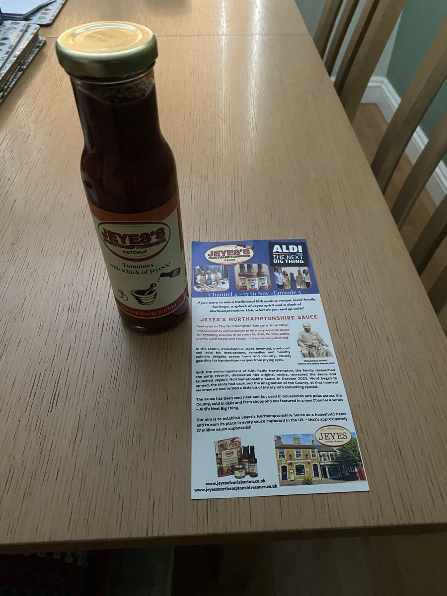 johnson18_ann's tweet photo. ⁦@AmosAnnabel⁩   Visit to Jeyes, it would be rude not to buy some! https://t.co/uEMuTkj8Pj