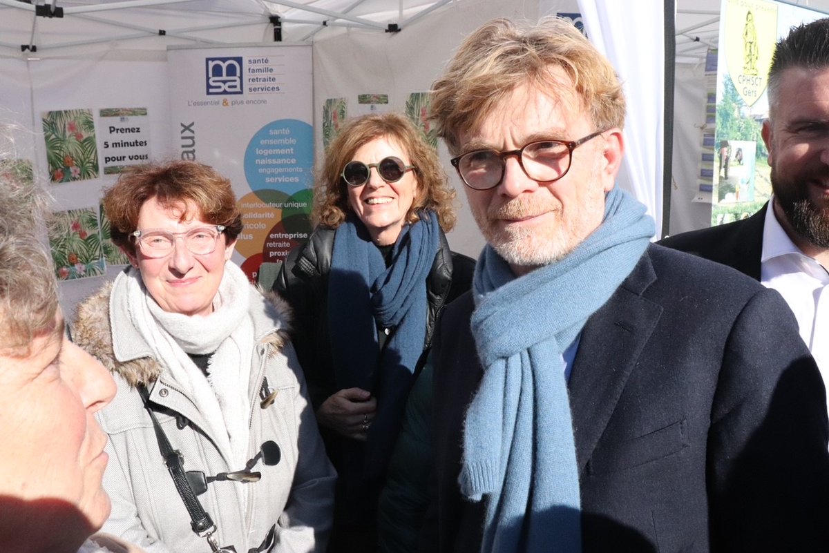 msasudaquitaine's tweet photo. #Barcelonnedugers : visite du stand des MSA Sud Aquitaine et Midi Pyrénées-Sud de Marc Fesneau, Ministre de l'Agriculture, avec Laurence D’Aldeguier et Patricia Saget-Casteix, Présidente et  Vice-présidente MSA Midi Pyrénées-Sud, Maryse Hounieu, Vice-présidente MSA Sud Aquitaine. https://t.co/Z3qReWO0wW