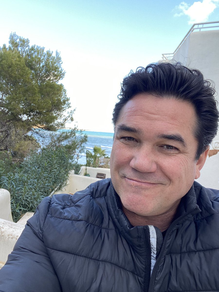 Dean Cain on Twitter "Spanish vibes! 🇪🇸"