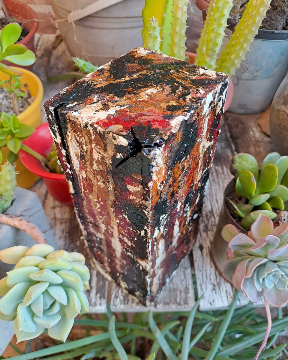 RutZerbatto's tweet image. ARTE-Objetos: &quot;BLOCK XLIV&quot;.- Acrílico, pintura asfáltica, barniz. Técnica mixta sobre block de madera reutilizado.
#art #recycleart #artobjects #woodblock #acrylic #asphaltpaint #thinner #mixedmedia #mixedtechnique #abstractart #artforsale #interiordesign #exteriordesign 
#deco